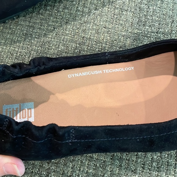 Fitflop black suede flats (sz 6) - Picture 7 of 9